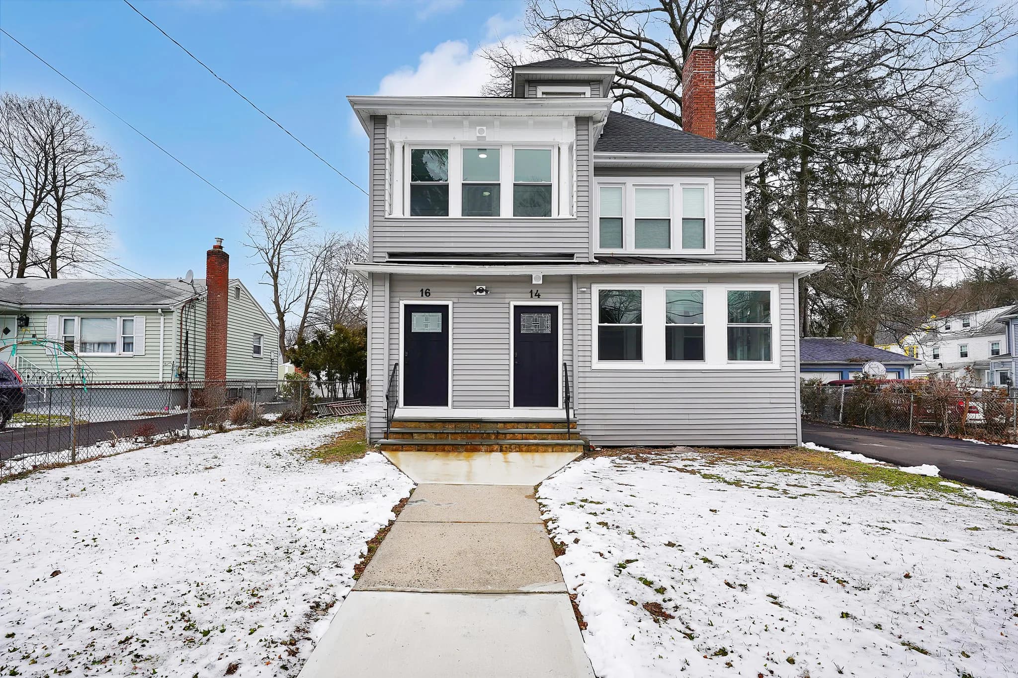 14 Thomaston St furnished home, photo 1
